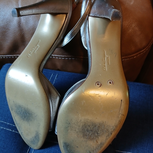 Designer sandals - Picture 5 of 6